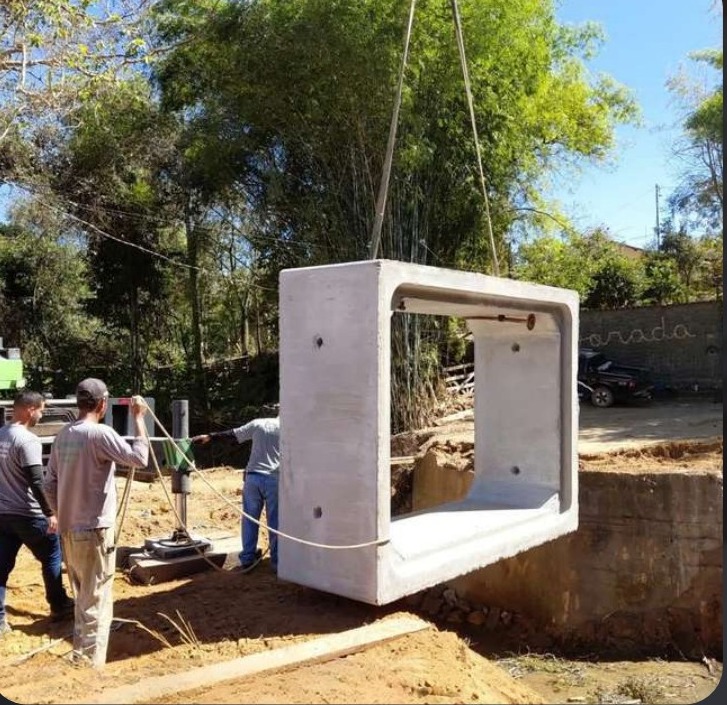 Obra no Loteamento Vista La Vita